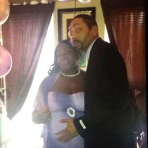 Meet your Posher, Deloise